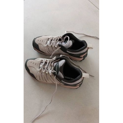 Chaussures De Randonnée Femme, Marque Merrell - 37