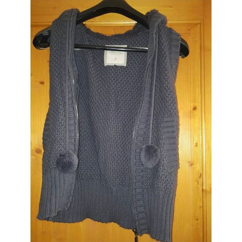 Gilet Sans Manche Avec Pompons
