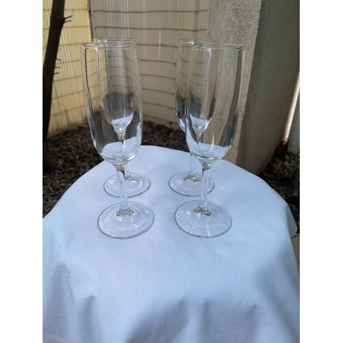 Lot De 4 Flutes À Champagne .