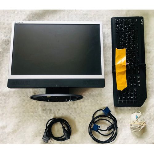 Écran ordinateur Sonic et clavier Acer 