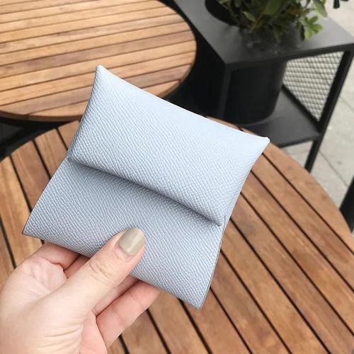 Porte-Monnaie En Cuir Véritable Pour Femmes Et Hommes, Design De Luxe, Possède Un Sac Pour Cartes De Crédit, Des Lettres Personnalisées, Des Poudres D'Argent Solides, Un Mini Porte.Ligh Blue.