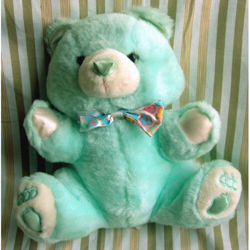 Bel ours vert d'eau, coussinets de satin