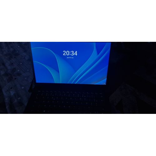 Lenovo V14 G4 AMN 82YT - 14" AMD Ryzen 3 - Ram 8 Go - DD 240 Go
