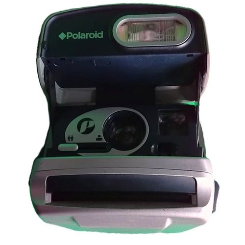 Polaroid P 600