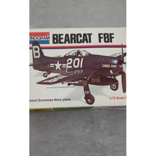 Maquette Monogram Bearcat F8F Navy plane 1/72