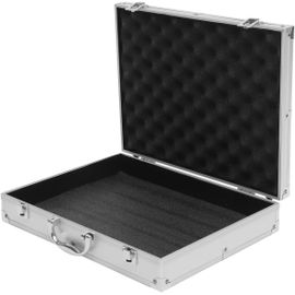 Valise En Aluminium Argenté Avec Mousse Cube - Couvercle