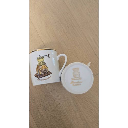 Lot de 2 tasses porcelaine, état impeccable