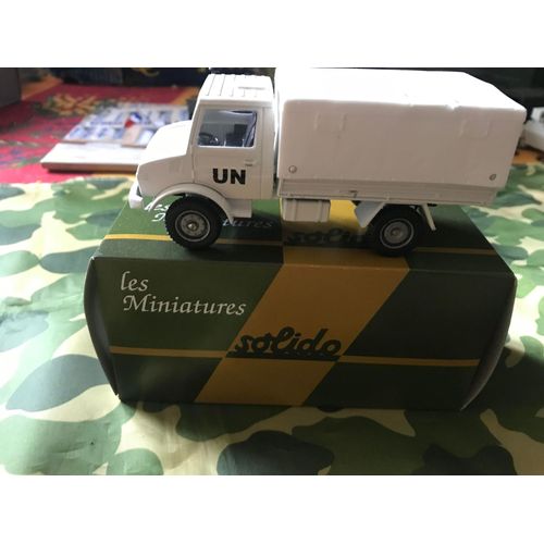 Camion Mercedes Unimog 4x4 U400 Blanc Un 1 50eme En Zamac De La Marque Solido -Solido-Solido