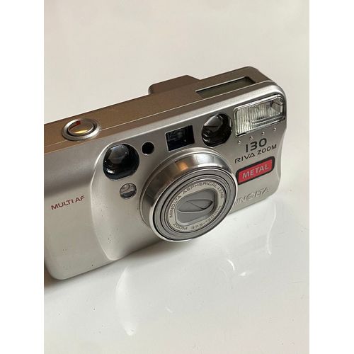 Point and shoot - Minolta Riva Zoom 130 - Mint Condition