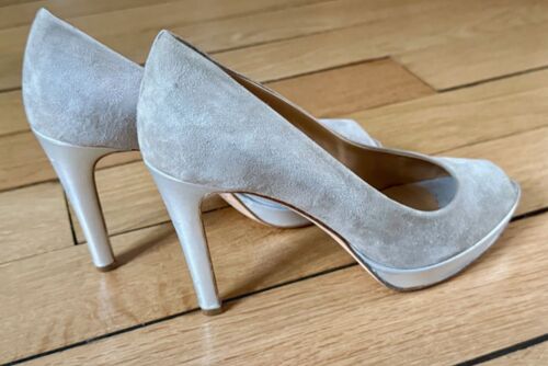Chaussures Escarpins Tout Cuir, Taille 39, Couleur Gris Souris. Talons 10cm