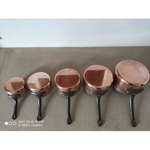 5 Casseroles En Cuivre Martelés