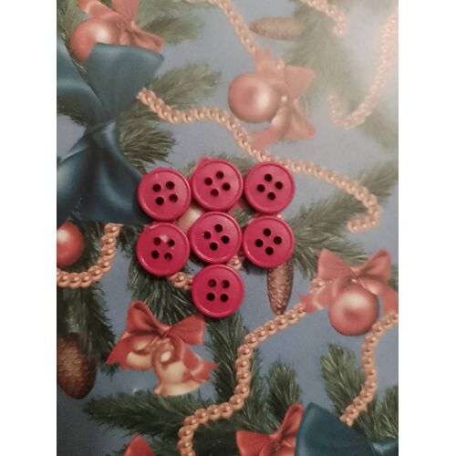 Lot De 7 Boutons Roses Foncés À 4 Trous 1 Cm En Plastique.