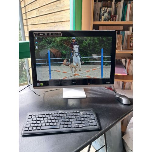 Acer DESKTOP-9Q3HFT1