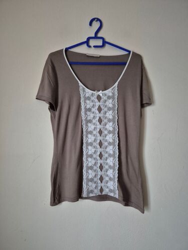 T-Shirt Armand Thiery Taille 42