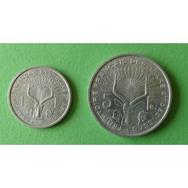 Lot De 2 Pièces De Monnaie. Territoire Français Des Afars Et Des Issas. 1 Franc 1975 Et 5 Francs 1975.