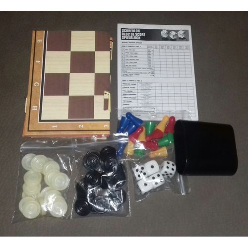 3 Jeux (Dadas, Dames Et Yam)