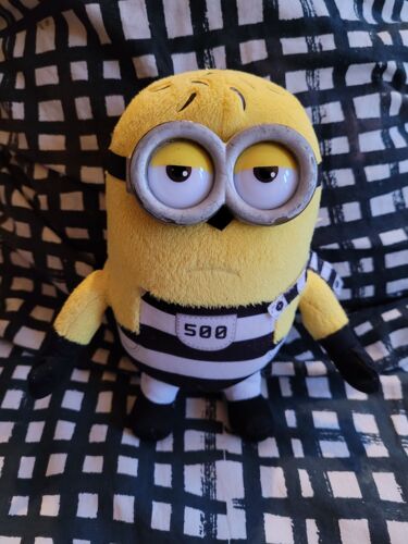 Peluche Moi, Moche Et Méchant 3 - Minion Prisonnier 500 - 17cm