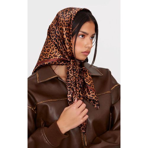 Foulard En Satin Imprimé Léopard, Léopard