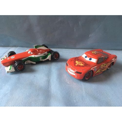 2 Voitures De Collection Disney Cars En Métal