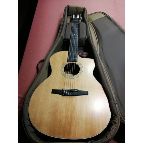 Guitare Taylor 214ce-N