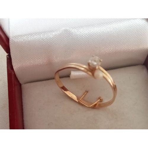 Bague Or 18k Tete D'Aigle Avec Diamant Et Perle Diamètre Interieur 17 Mm