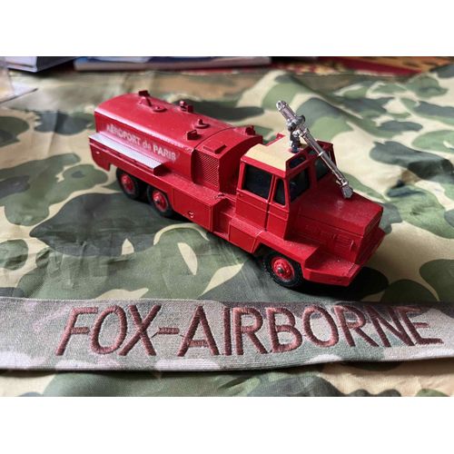 Camion Berliet Gbc 34 Camiva Lance Mousse Des Sapeurs Pompiers Aeroport De Paris 1/50 Eme De La Marque Solido Sans Boite-Solido