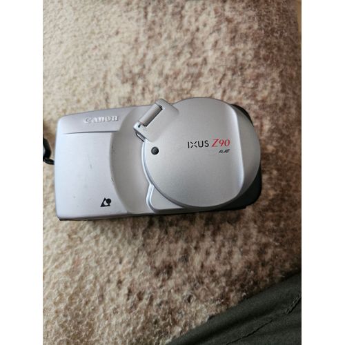 Canon ixusz90