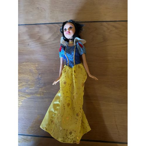 Poupée Disney Blanche neige