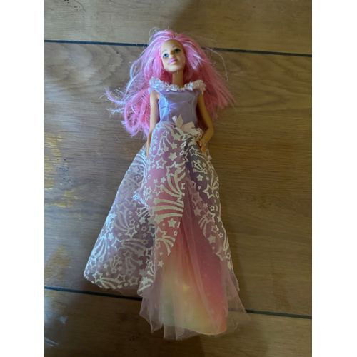 Poupée Barbie cheveux rose