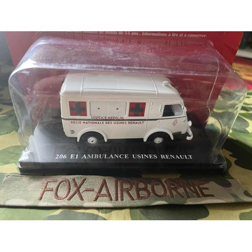 Camion Ambulance Renault Utr35 206 1/43eme De La Collections Hachette / Blister-Hachette-Hachette