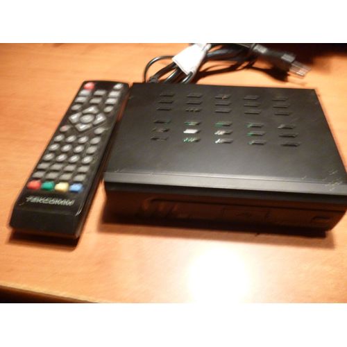 Décodeur TNT SATELLITE Tekcomm TCT 2100.prise peritel-hdmi-usb