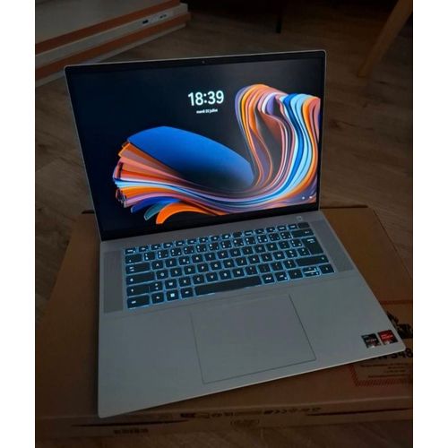 Dell Inspiron 16 5625 16" AMD Ryzen 7 - Ram 16 Go - SSD 512 Go