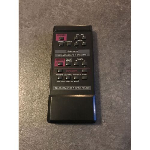 Télécommande a infra-rouge UR64EC121
