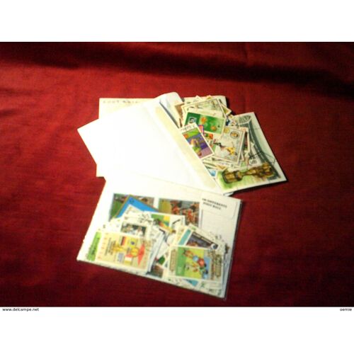 Thematique Du Foot Ball 300 Timbres Du Monde Stock Magasin Sous Pochette