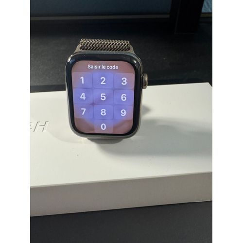 Apple Watch Series 6 - Boîtier Titane or 44 mm