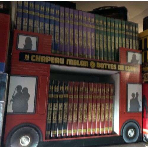 Chapeau Melon Et Bottes De Cuir Intégrale Série 1962 À 1969 - Coffret Géant Bus Mega Collector 42 Dvd