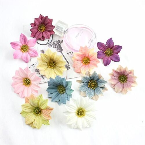 Lot de 11 mini têtes de fleurs artificielles multicolores pour décoration d'intérieur (6 cm, couleurs mélangées)