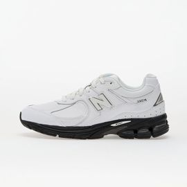Chaussures Baskets New Balance 2002r White Eur