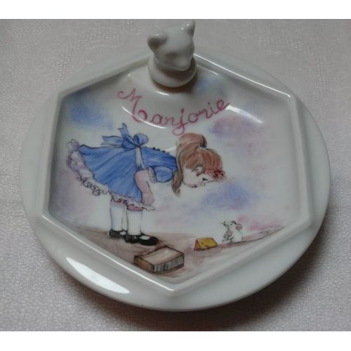 Assiette Porcelaine Chauffante Pour Bébé / Au Nom De Marjorie