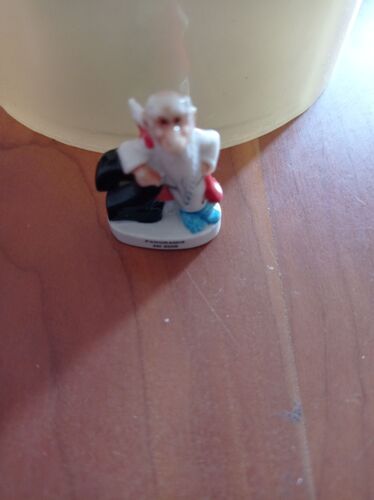 Fève Astérix An 2000 Panoramix Appuyé Sur Le 2