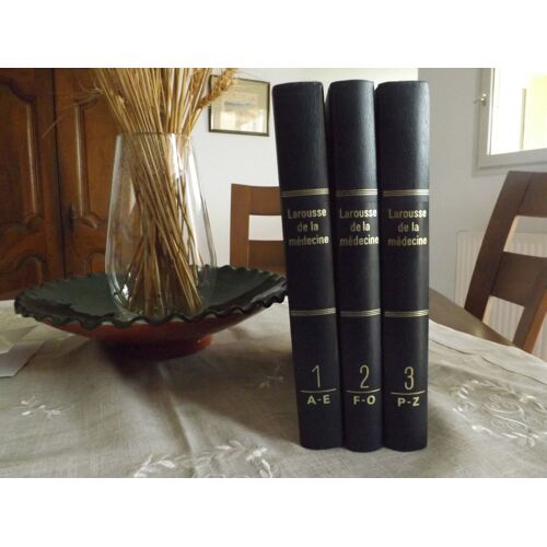 3 Volumes Larousse De La Médecine