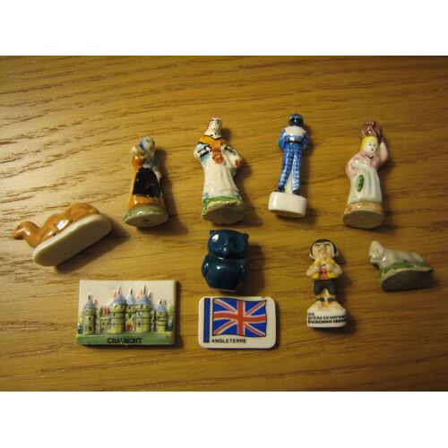 Lot De 10 Fèves Variées Tbe Lot6