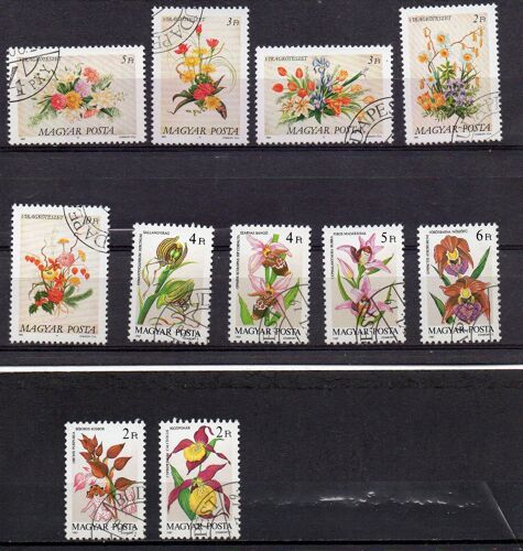 Hongrie- Lot De 11 Timbres Oblitérés- Fleurs- Plantes