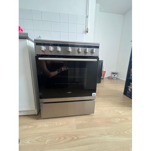 Cuisinière électrique et plaques induction