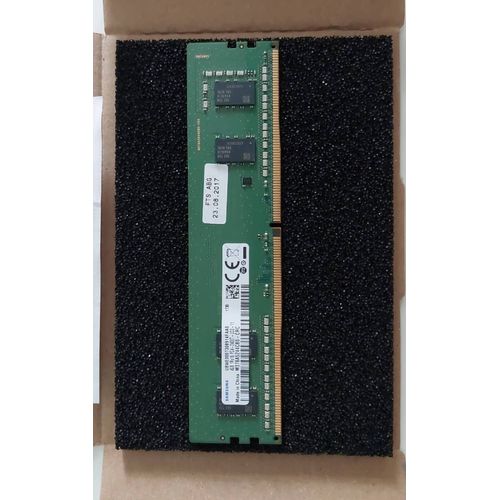 Fujitsu - DDR4 - 4 Go - DIMM 288 broches