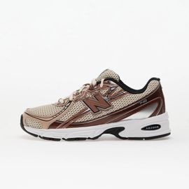 Chaussures Baskets New Balance 740 Beige Eur