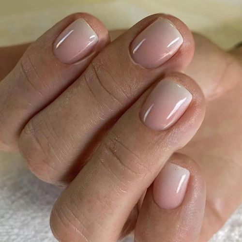 Kal-24 Pièces Court Faux Ongles Français Glossy Press On Nails Naturel Acrylique Pleine Couverture Bâton Sur Ongles Pour Femmes Et Filles, Faux Ongles À Coller Nail Art (Gradient) 