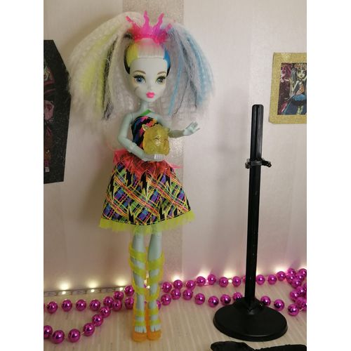Poupée Monster High Frankie Stein Electrified