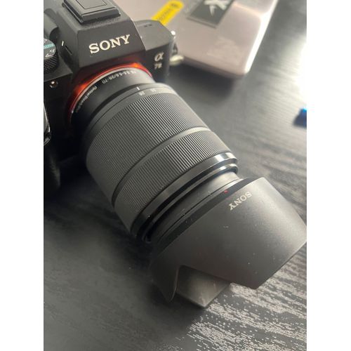 Objectif sony FE 3.5/5.6 28-70