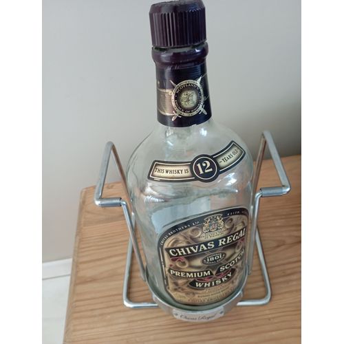 Bouteille Chivas Regal Sur Son Balancier